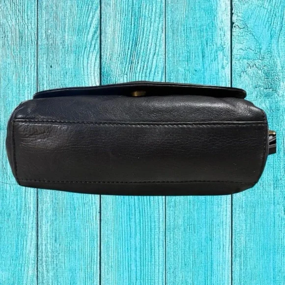 Wanderers Trieste Leather Crossbody Bag - Picture 7 of 13